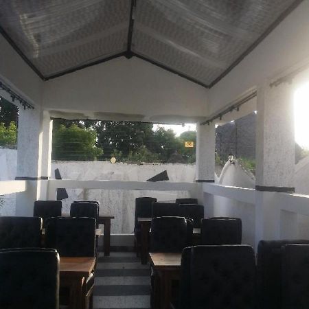 Peacock Park Hotel Ukunda Luaran gambar
