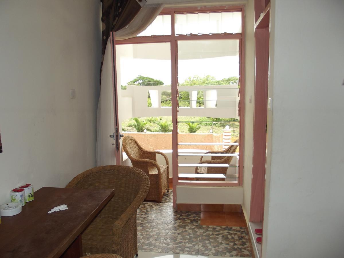 Peacock Park Hotel Ukunda Luaran gambar
