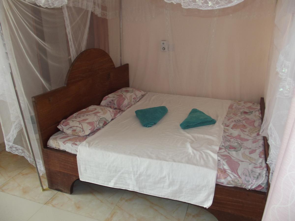Peacock Park Hotel Ukunda Luaran gambar