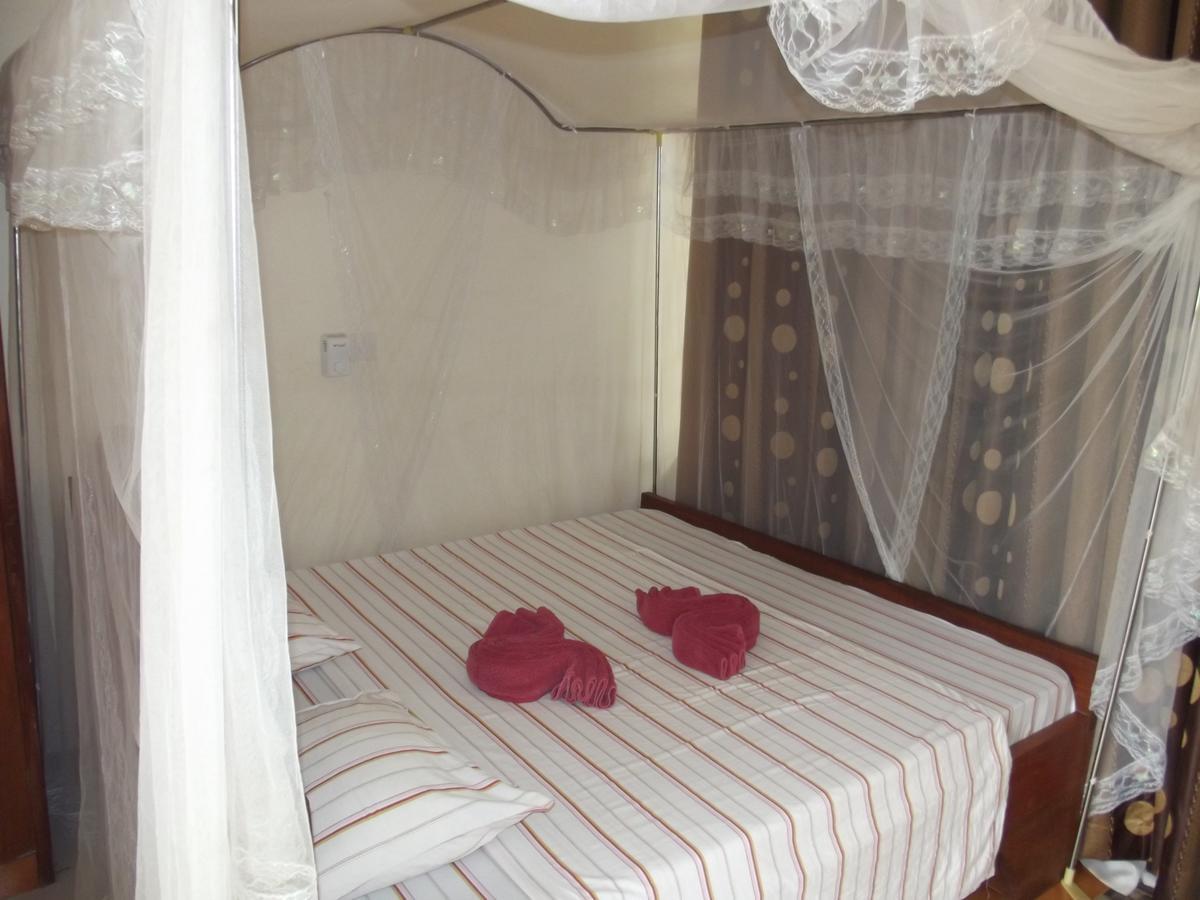 Peacock Park Hotel Ukunda Luaran gambar