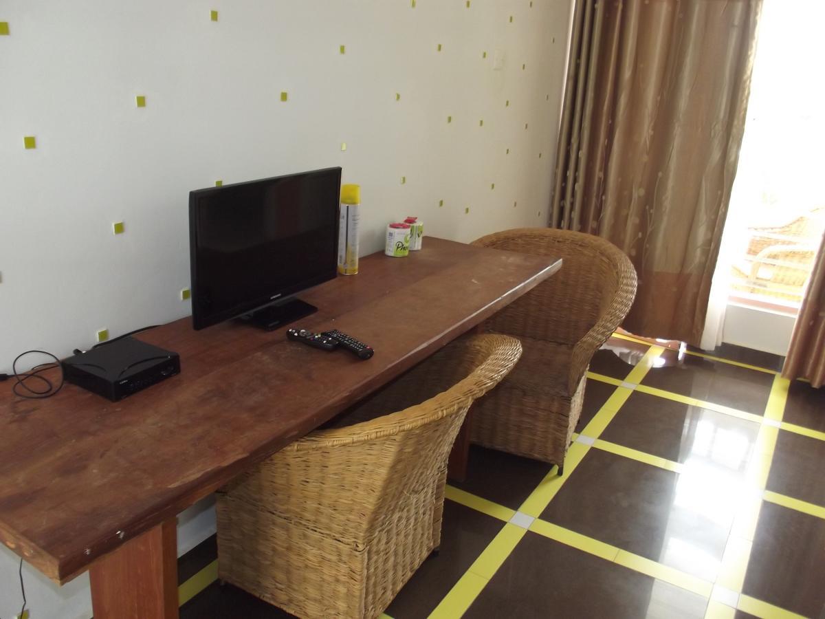 Peacock Park Hotel Ukunda Luaran gambar