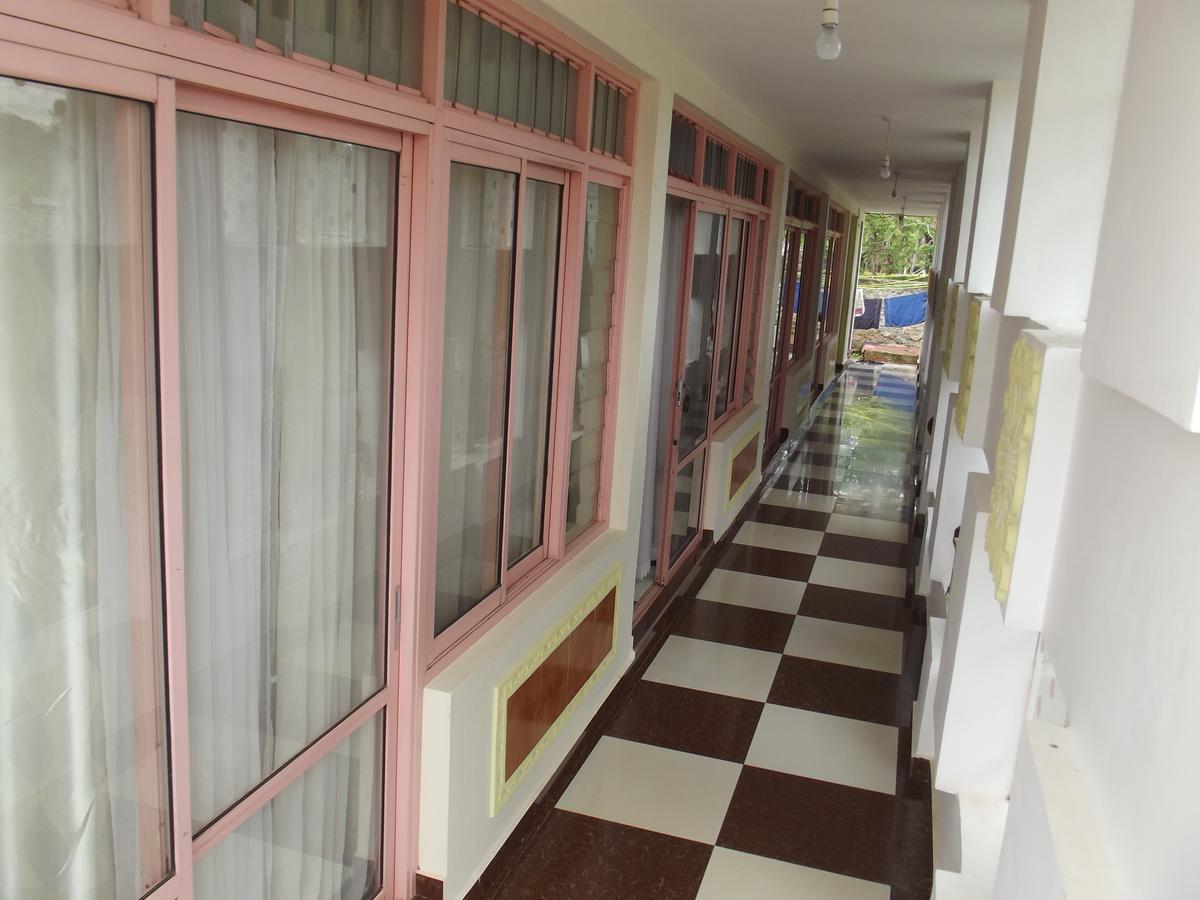 Peacock Park Hotel Ukunda Luaran gambar
