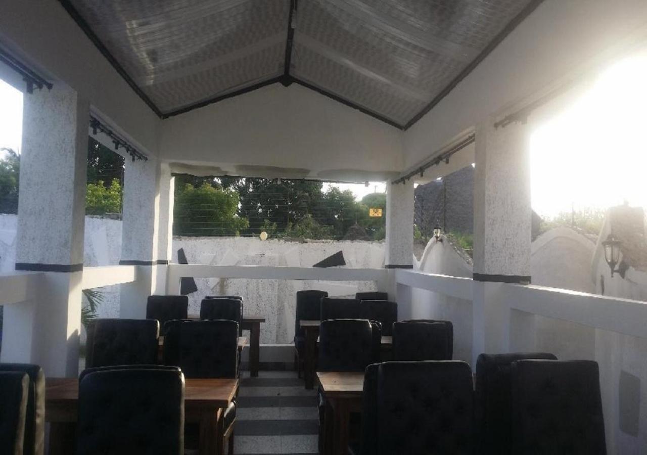 Peacock Park Hotel Ukunda Luaran gambar